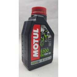 Olio motore 5100 15W-50 con additivo Estere per moto stradali e off-road art:104080 MOTUL