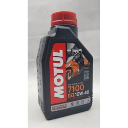 Olio Motore 7100 4T 10W-40 per moto Off-Road e stadali con marmitta catalittica art:104091 MOTUL